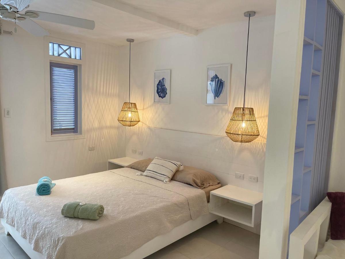 Cabinas Selvin Y Blanca Puerto Viejo de Talamanca Εξωτερικό φωτογραφία