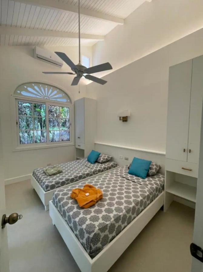 Cabinas Selvin Y Blanca Puerto Viejo de Talamanca Εξωτερικό φωτογραφία